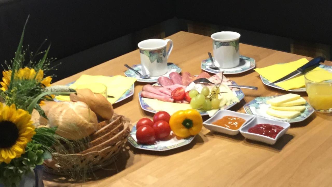 Gaestehaus Wuehrer Franking Esterno foto